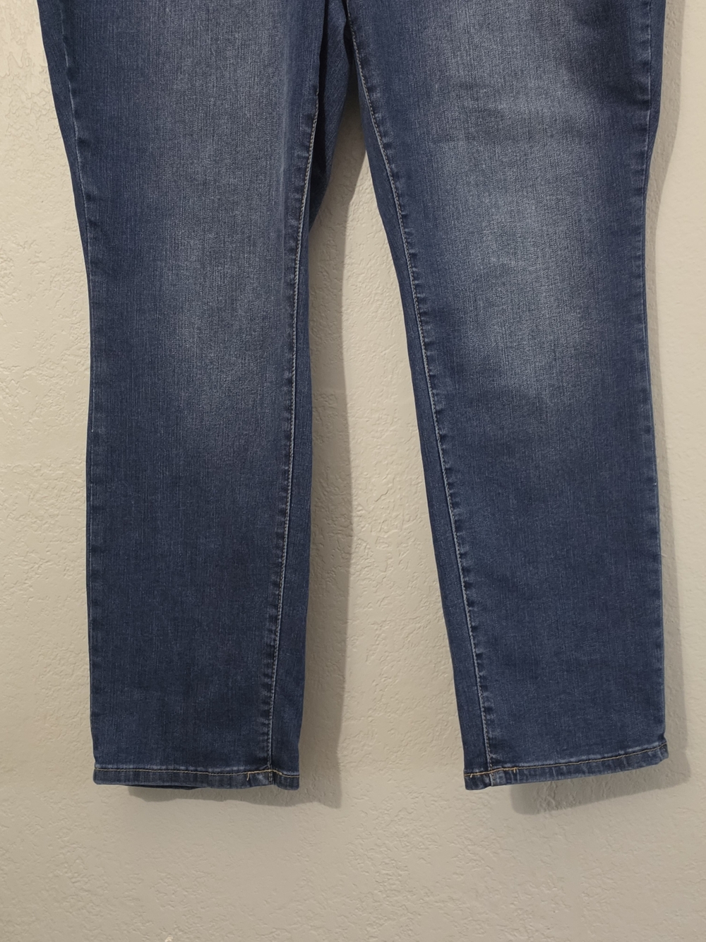 Judy Blue Boyfriend Fit Dark Wash Jeans High Waist Stretch Denim Womens 18W - Picture 2 of 9